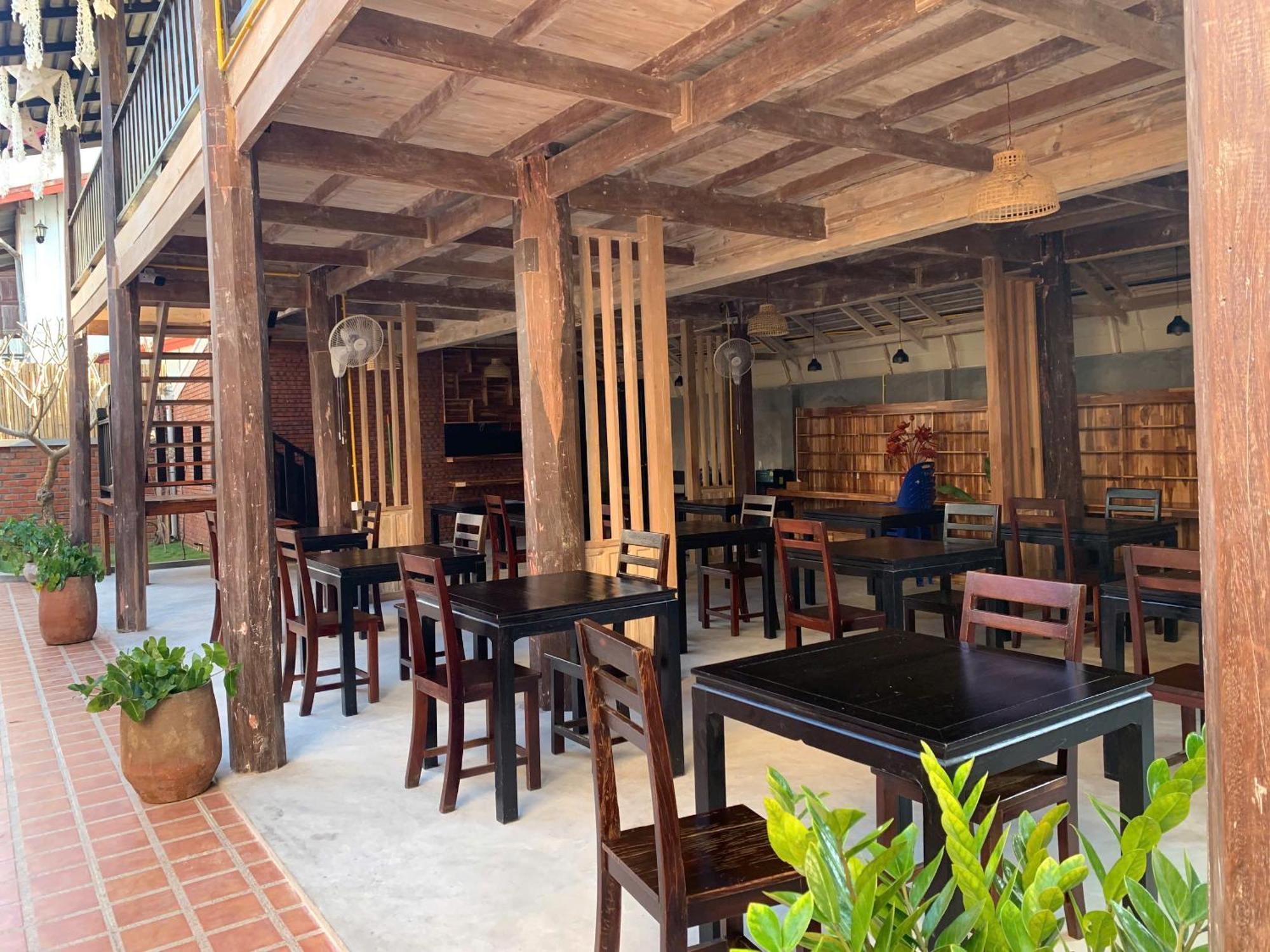 Luang Prabang Vang Luang Hotel Exterior photo