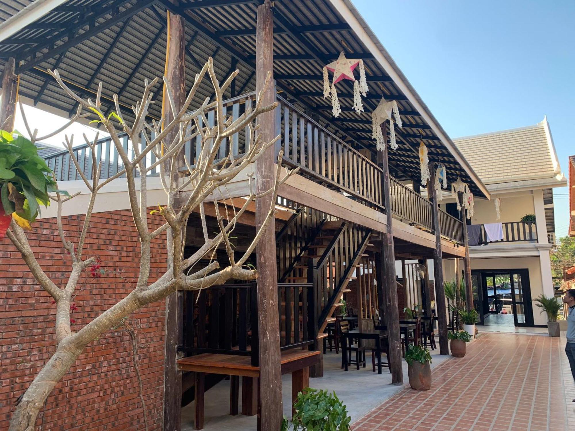 Luang Prabang Vang Luang Hotel Exterior photo